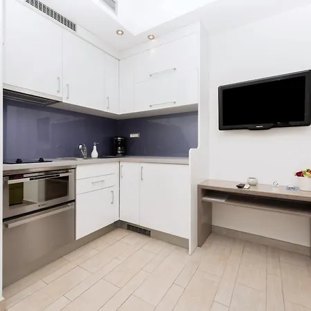 Steffi Apartment *