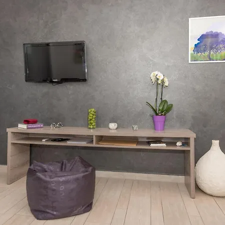 Steffi Apartment *
